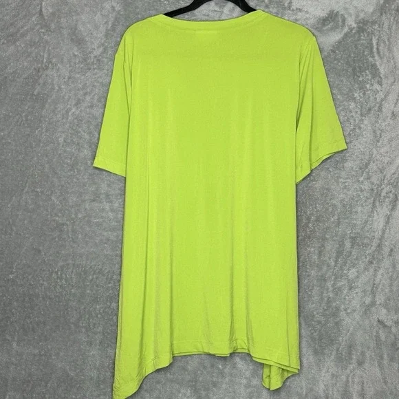 Dream Knits Quacker Factory XL Shirt Top Green Solid Short Sleeve V Neck Beaded - Picture 4 of 6